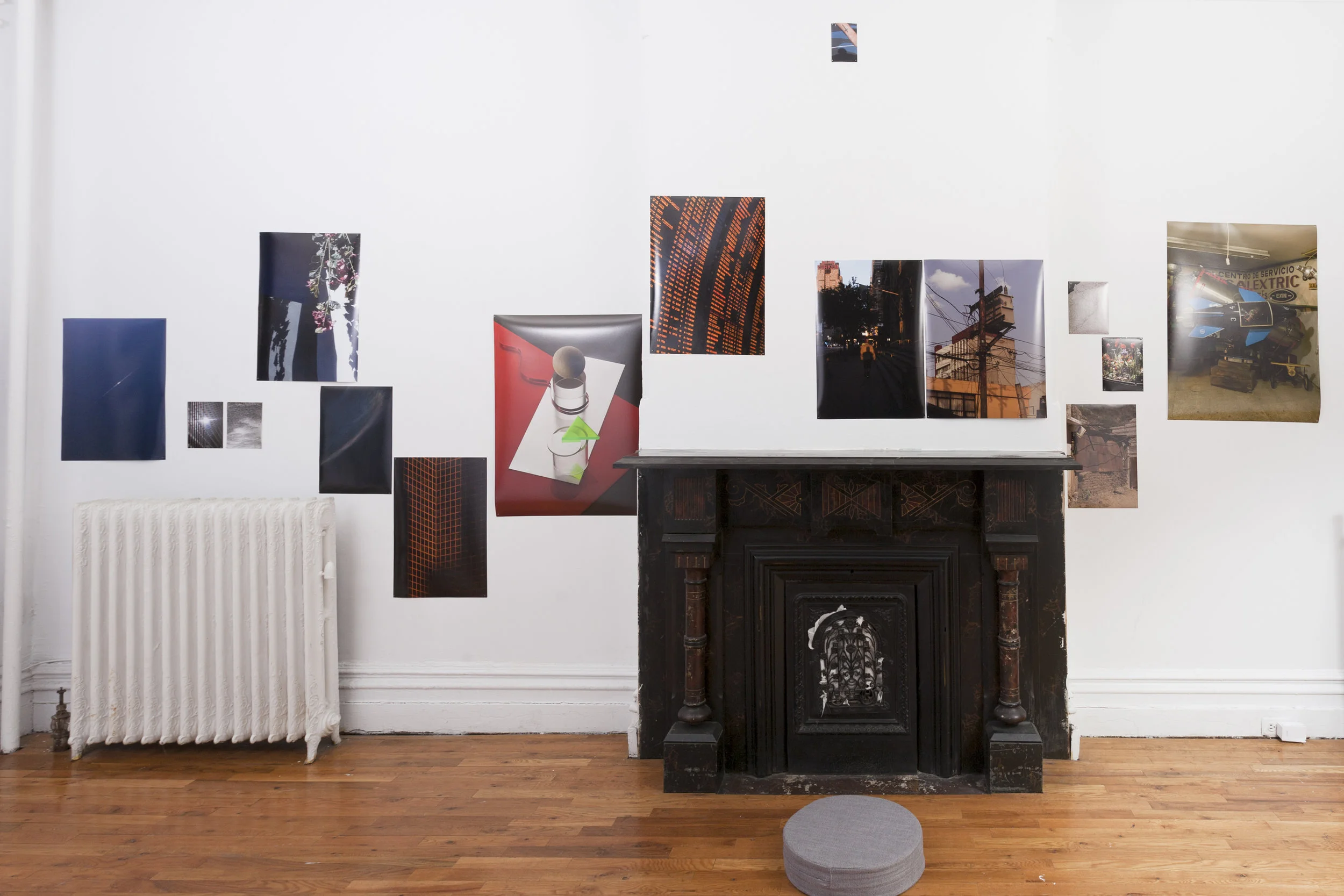 Fernando Villela and Zhe Zhu: Time Flies So First Things First Installation View. Photograph by Eugene Neduv ©2018 Fernando Villela and Zhe Zhu, courtesy Fou Gallery 《费尔南多·维利纳和朱喆:先办正事》场景图. 摄影:Eugene Neduv ©2018 费尔南多·维利,朱喆,致谢否画廊 