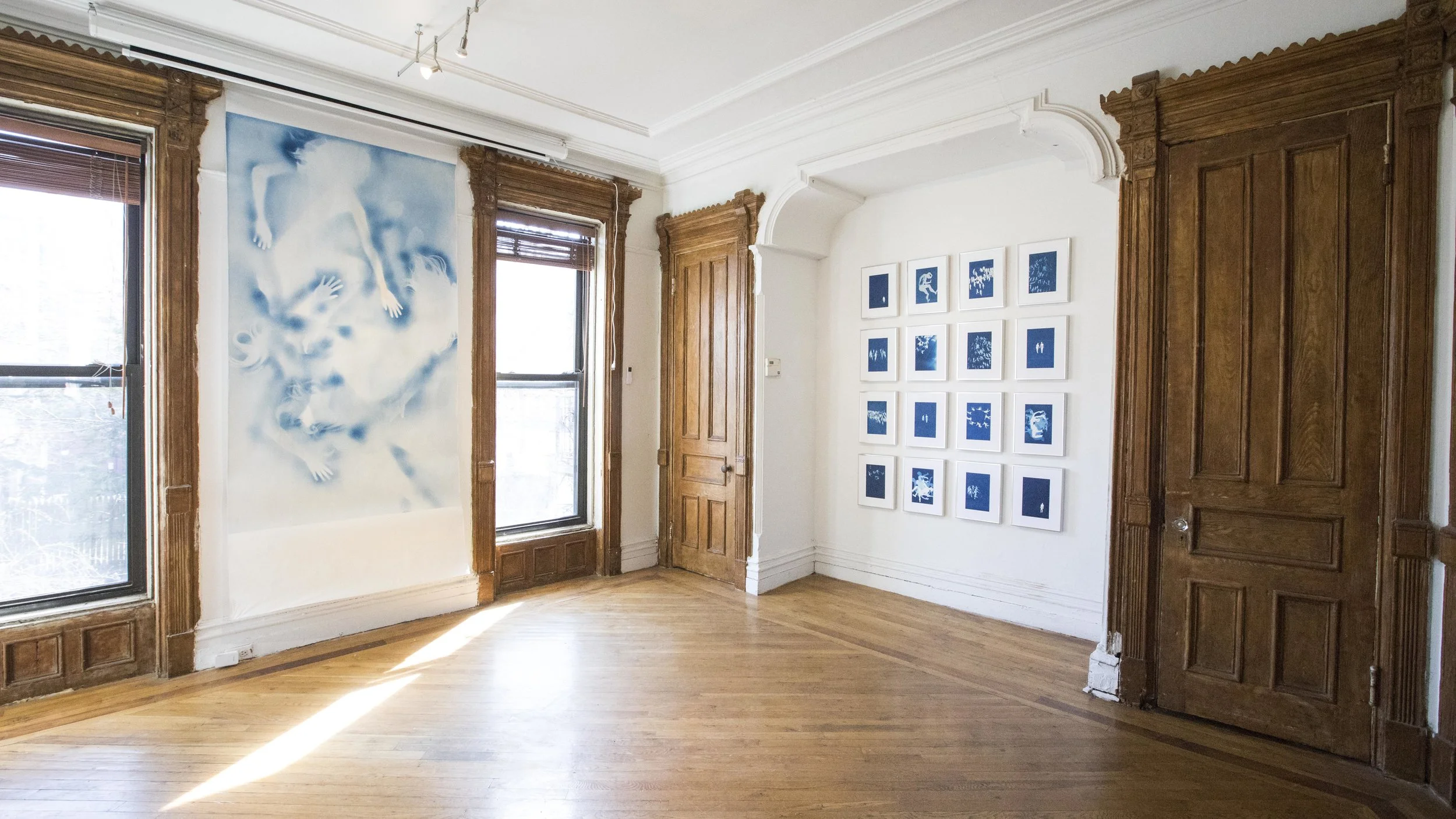 Han Qin: Ethereal Evolution installation view, photograph by Nadia Peichao Lin ©Han Qin, courtesy Fou Gallery 《韩沁:演·化》展览现场,摄影:林沛超 ©韩沁,致谢否画廊