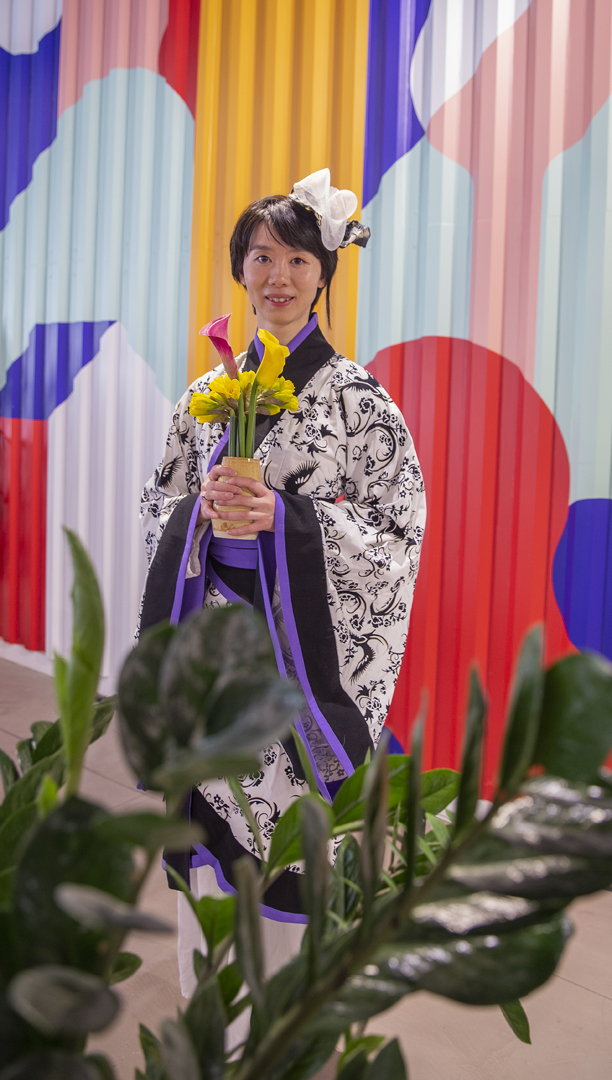  Tea Ceremony at Wix, photographed by Yotam Kellner 