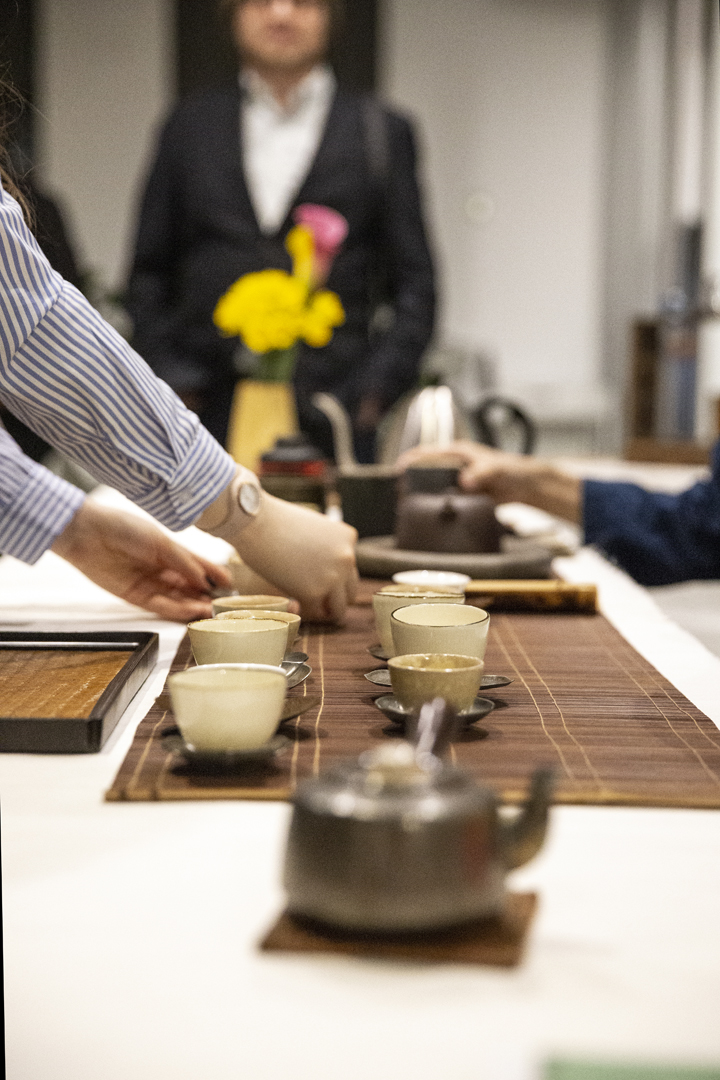  Tea Ceremony at Wix, photographed by Yotam Kellner 