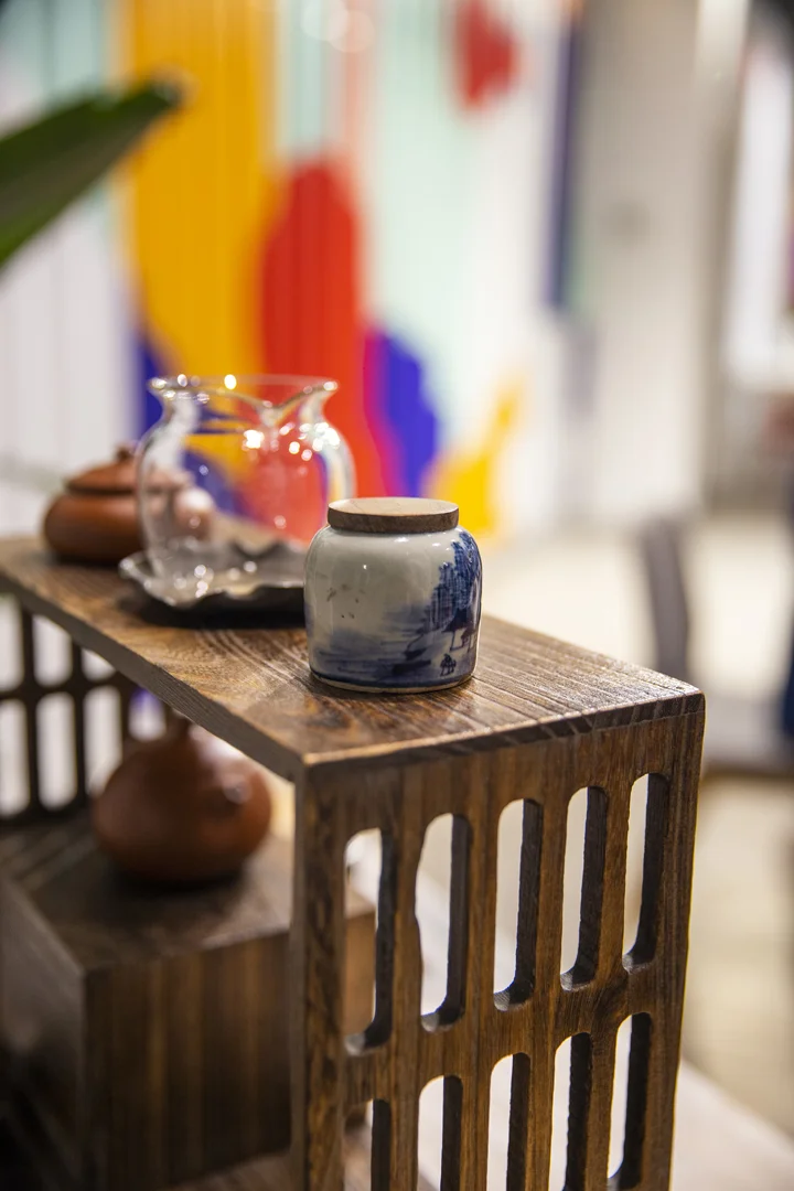 Tea Ceremony at Wix, photographed by Yotam Kellner