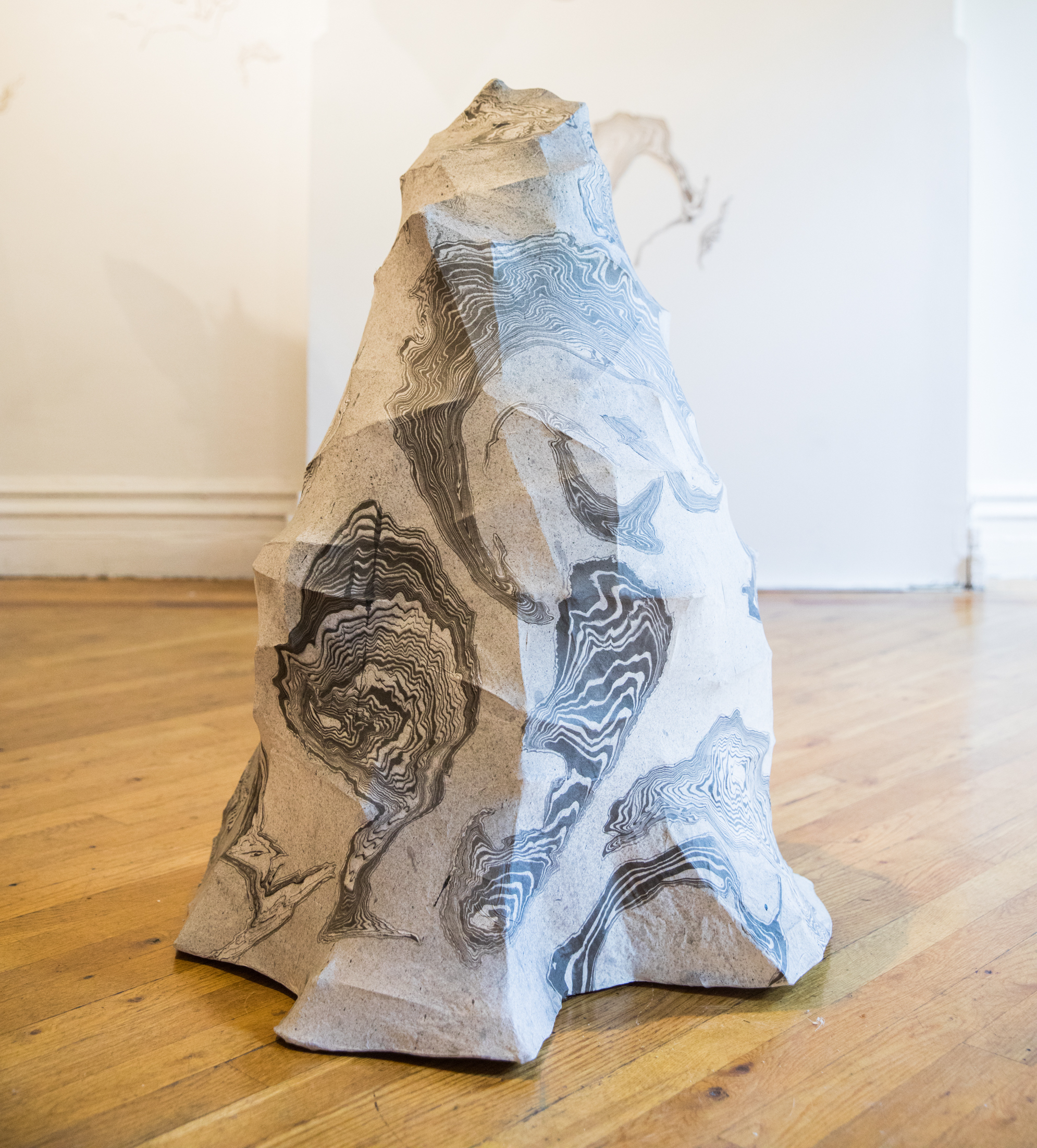 Jisook Kim, Mountain III , 2019. Hanji paper, ink, wire, 24 x 28 x 35 inches ©Jisook Kim, courtesy of Fou Gallery