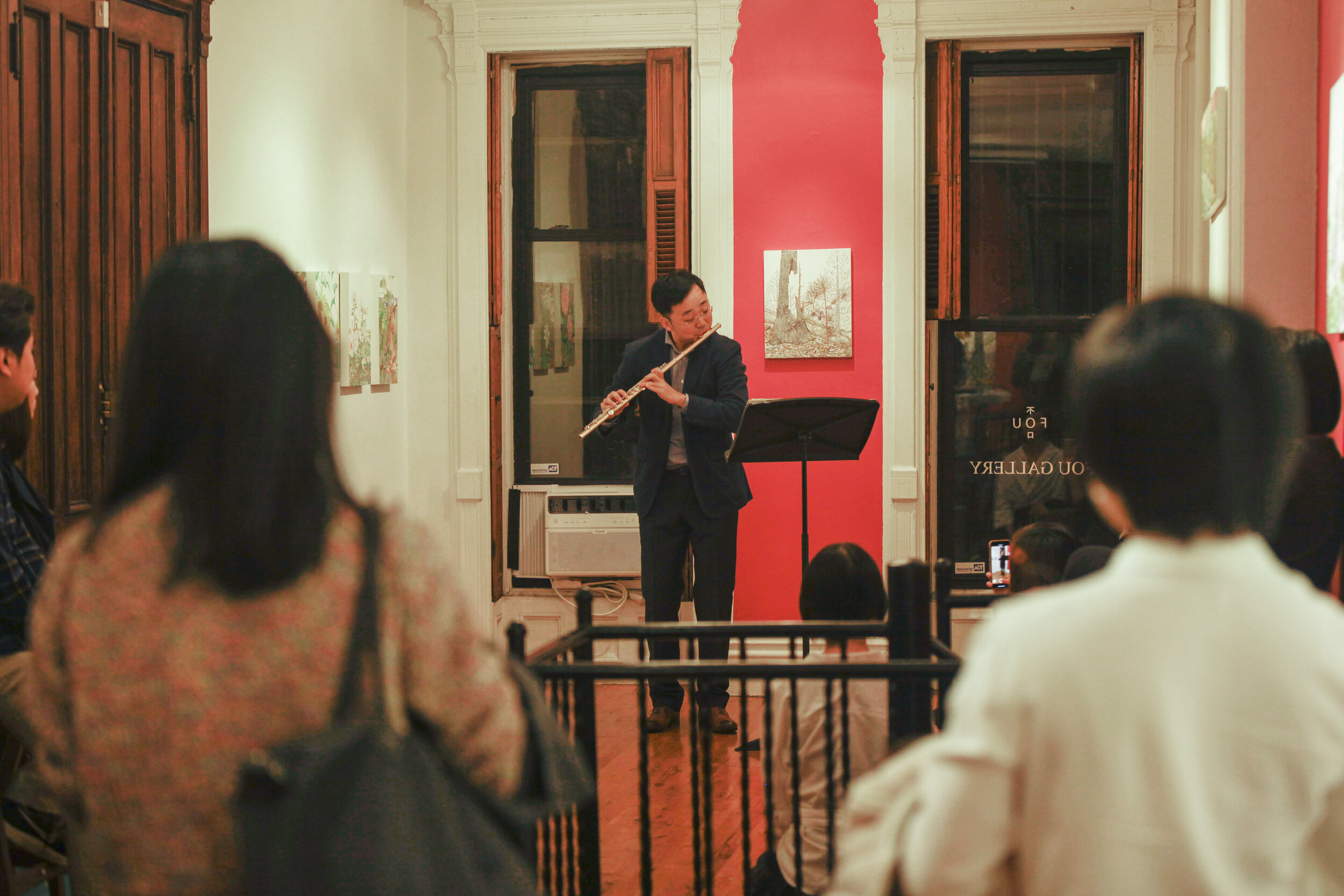   Zuoliang Liu Flute Recital at Present  at Fou Gallery, photo by Yilan Wang, courtesy Fou Gallery. 