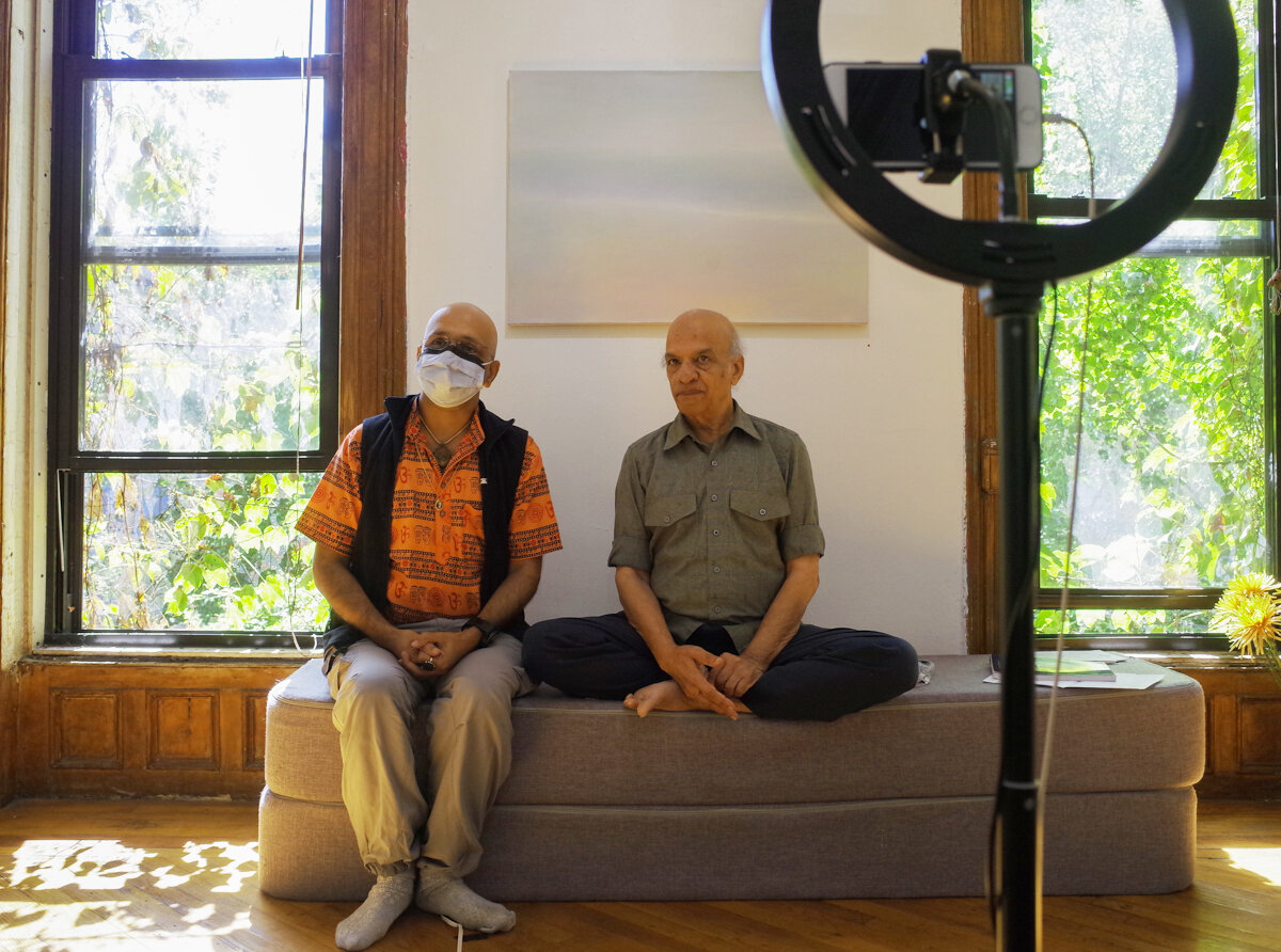  Breathing in Art: Meditation and Pranayam Workshop, photography by Iris Zhang, courtesy Fou Gallery. 