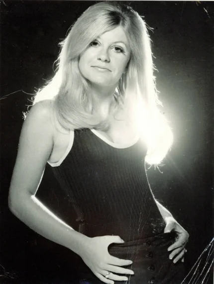 Suzanne Lynch aged 18 years old