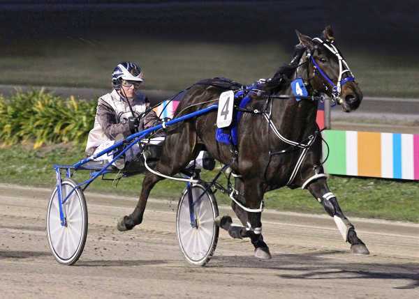 LINDA LOVEGRACE - 14 WINS $265,433