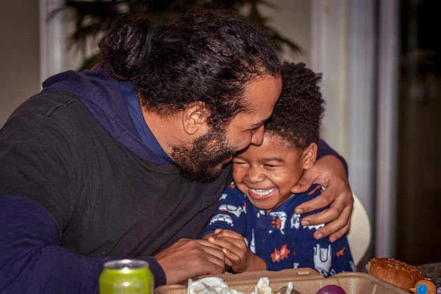 Every morning, before leaving for school/work, these two goofballs fight over who loves me more. Asher favorite line is &ldquo;I love you the biggest much&rdquo; and it kills me EVERY timeeeee 😂❤️❤️❤️
.
.
.
.
.
.
.
.
.
.
.
. 
#fatherhoodislit #letth