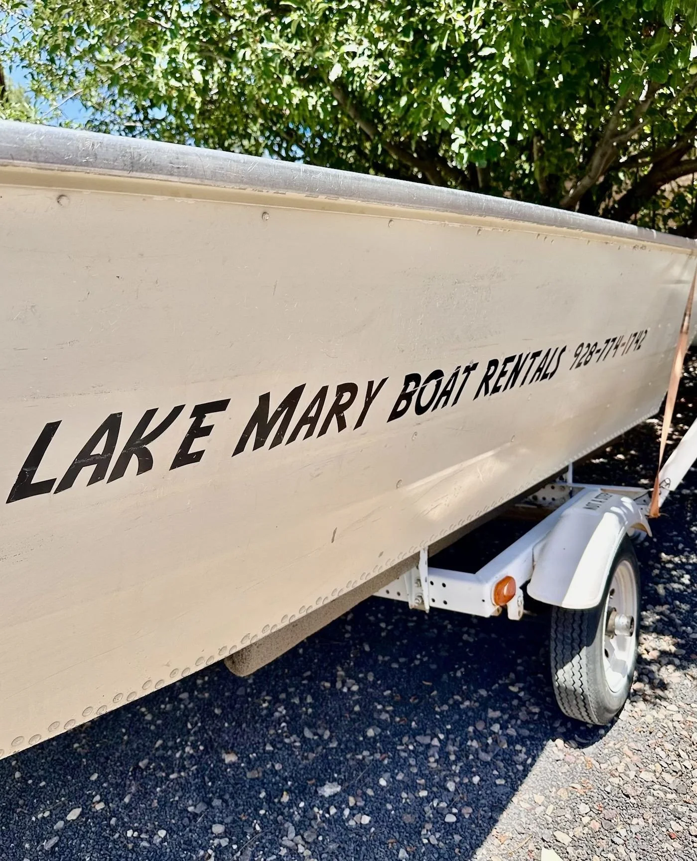 🚤 Did you know? We&rsquo;re the only store in Northern Arizona that rents motorized boats! 🌲⚓ From fishing trips to lazy days cruising the lake, we&rsquo;ve got the keys to your next adventure waiting right here at Lake Mary Country Store.⁠
⁠
⁠
⁠
?
