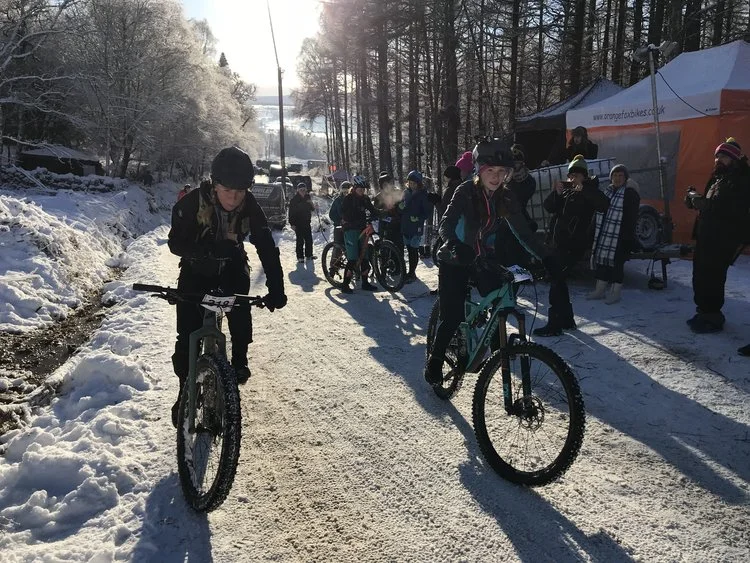 Four Teenage Girls Ride The Strathpuffer24 // Lee Craigie