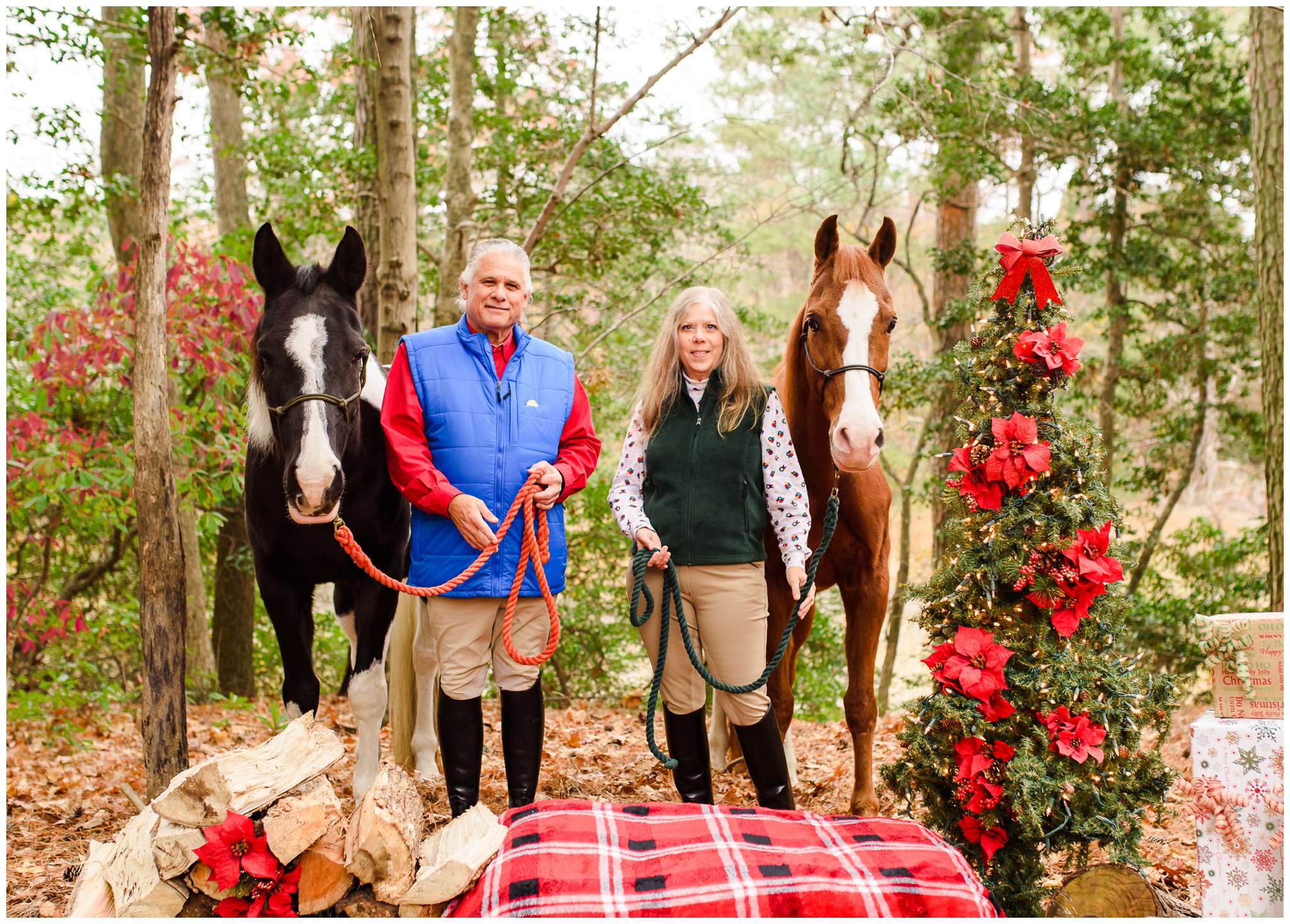 These two horses were just saints for these pictures! They posed perfectly, and just were so good for these. I loved that the Thacker's included them in their photos! 