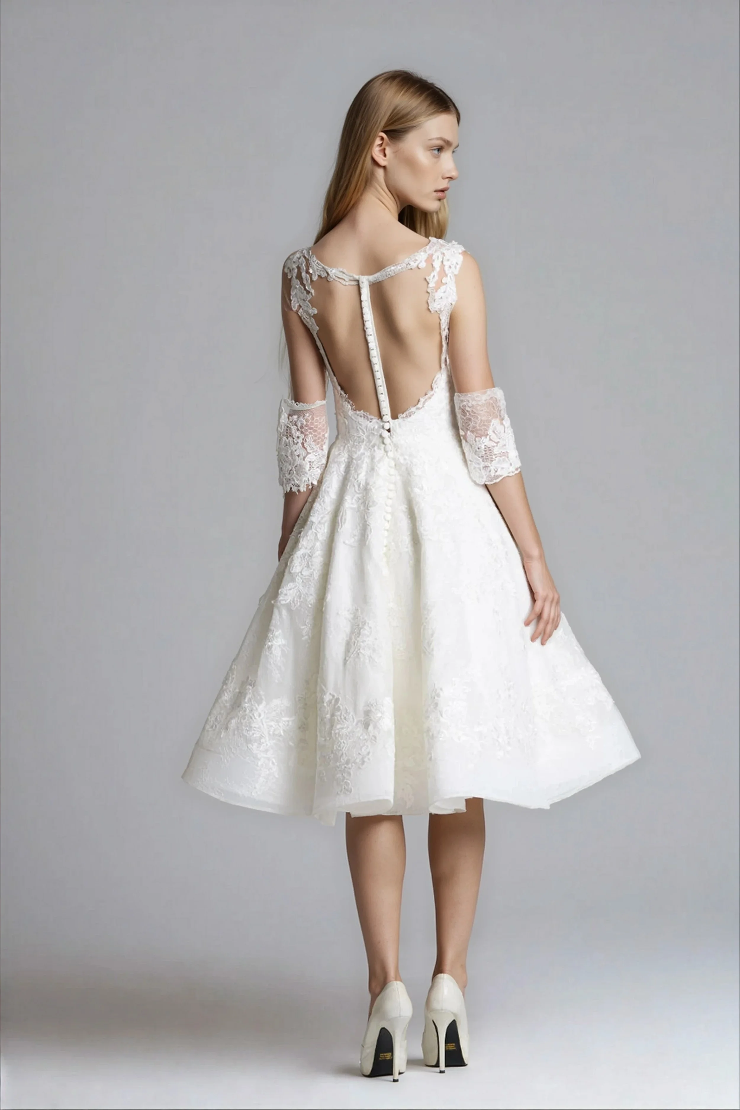 Adele Back 1000 x 1500-Anouk.jpeg