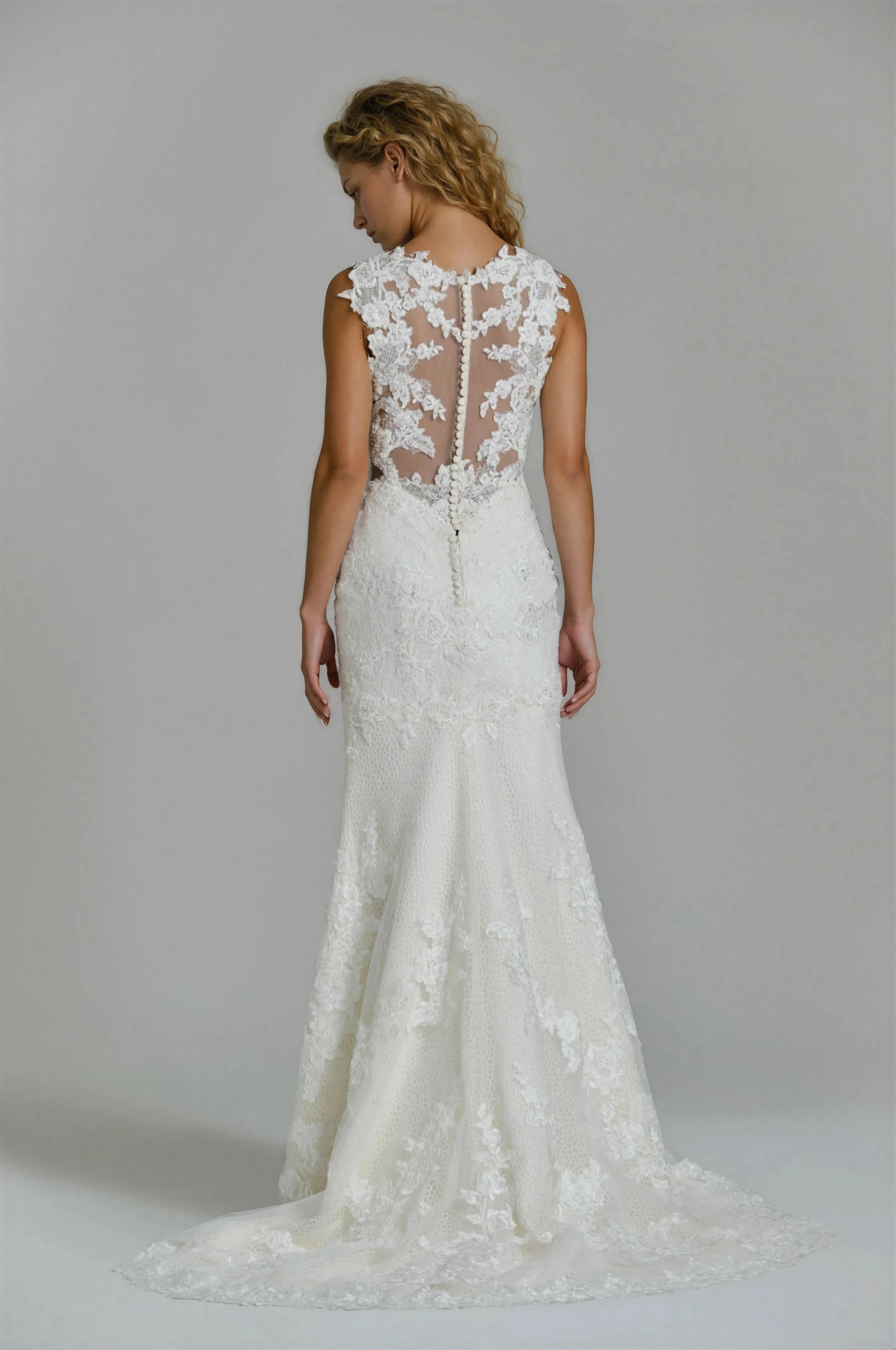 Arya Back 1000 x 1500-Melody.jpeg