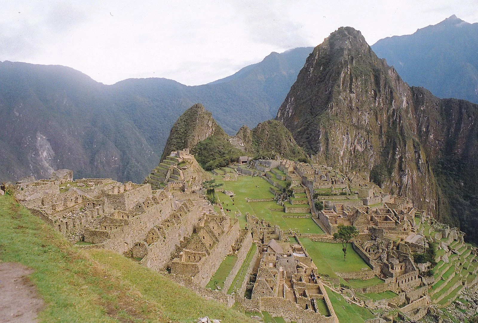 MA26 The_Inca_empire_Machu_Picchu_in_Peru.jpeg