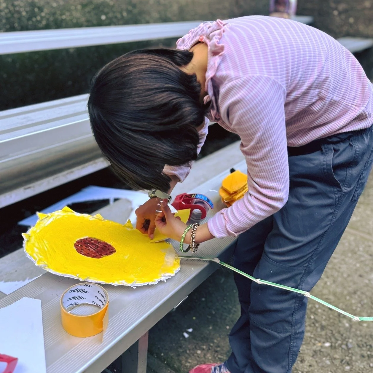 Creativity is blooming for our Odyssey of the Mind teams!
🌻🌻🌻

#chronosacademy #larkspur #makerspace #steameducation  #kindergarten  #marintk #kindergarten  #marinmiddleschool  #STEM #STEAM