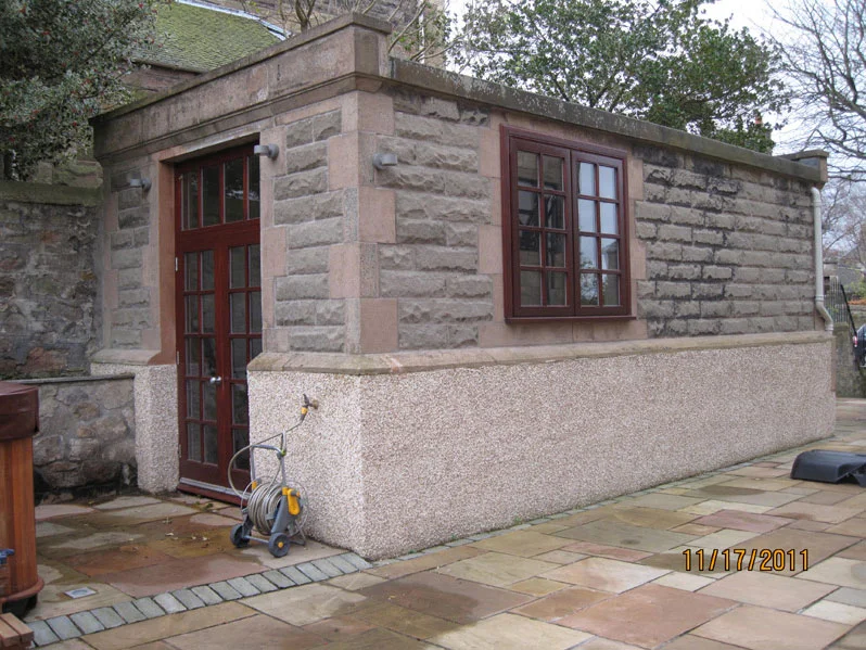 8891873.jpg
