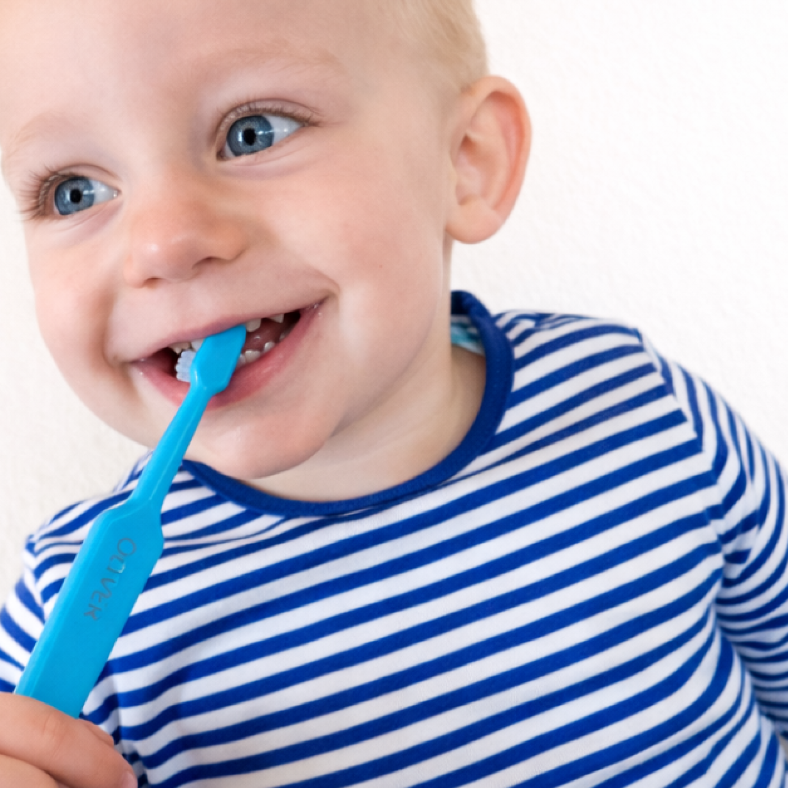 Baby Dreng 1200x1200 MinTandbørste.png