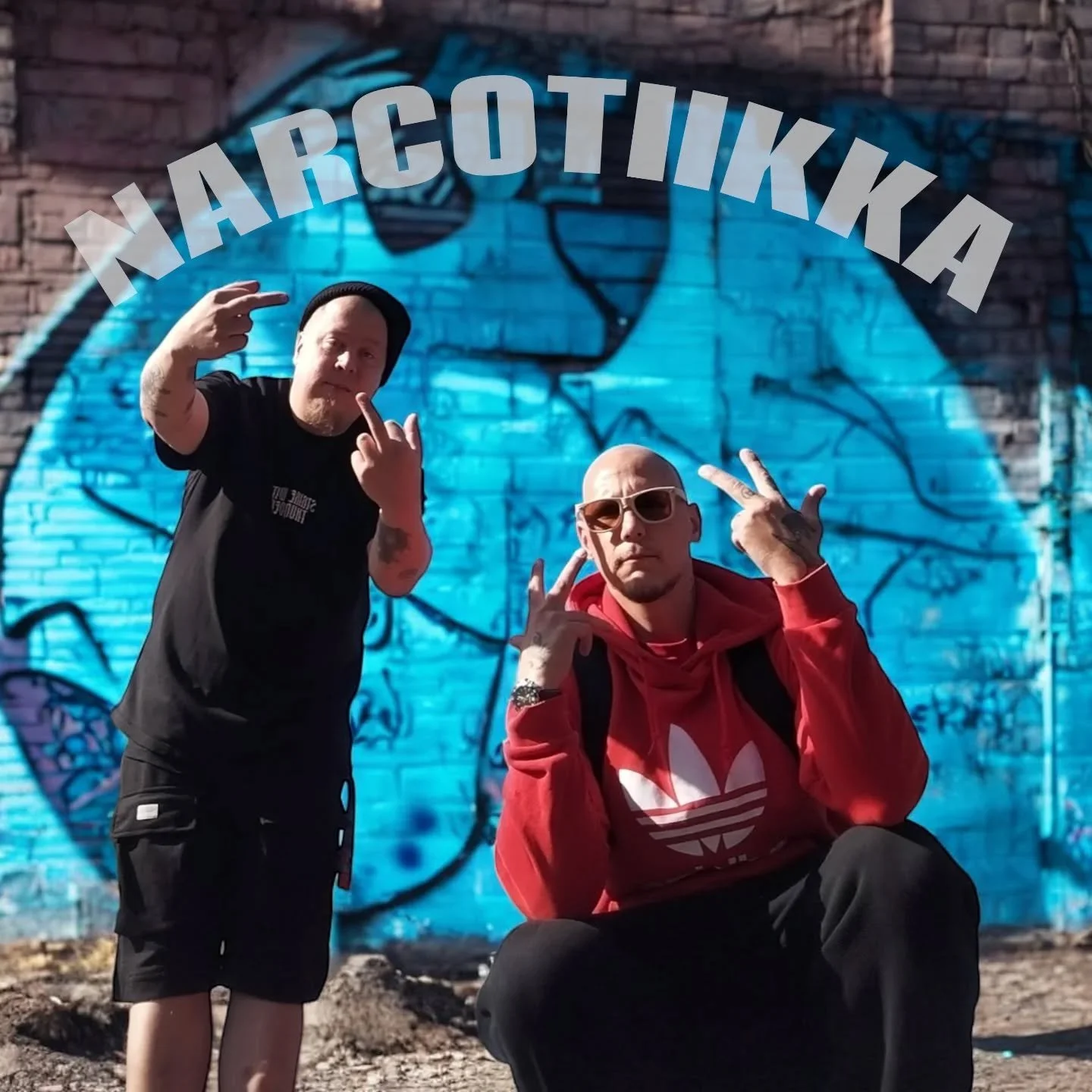 17-10-25 Psykogee187 – Narcotiikka (feat. Heinis)
"Psykogee187 julkaisee uuden kappaleen Narcotiikka, jolla kuullaan pitkän linjan suomirapin tekijää Heinistä. Biitin on rakentanut Läski Salonen ja jälkituota