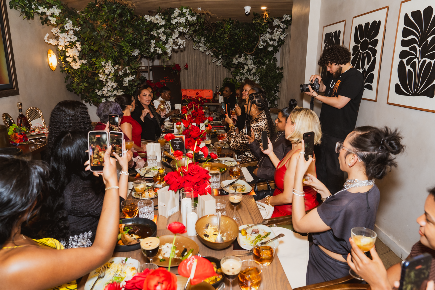 TeamHennessyNYCWHMDinner-090.png