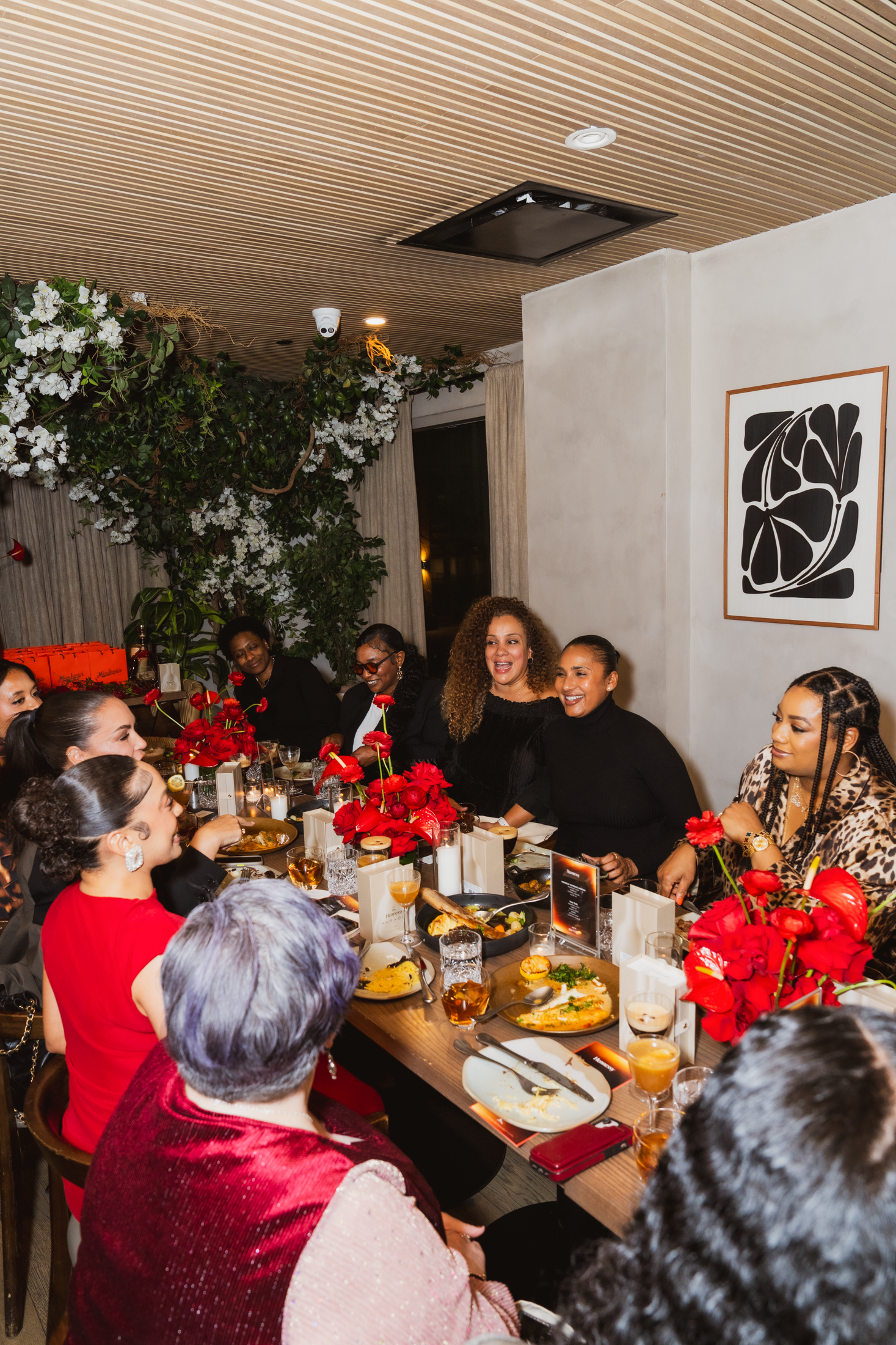 TeamHennessyNYCWHMDinner-096.png
