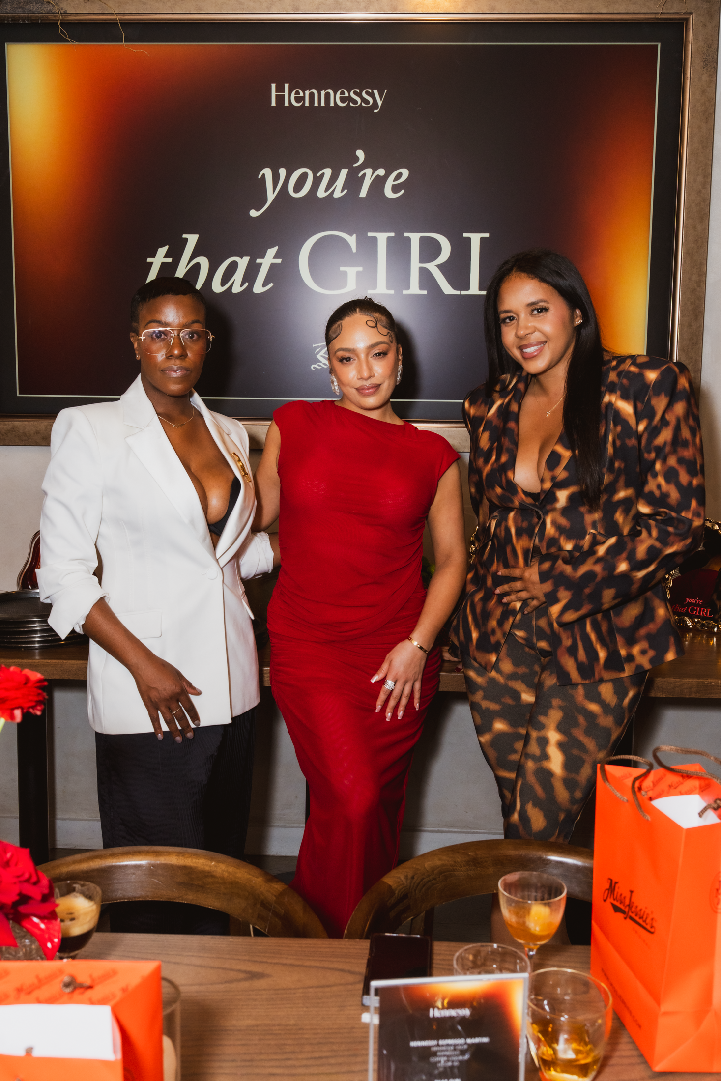 TeamHennessyNYCWHMDinner-143.png