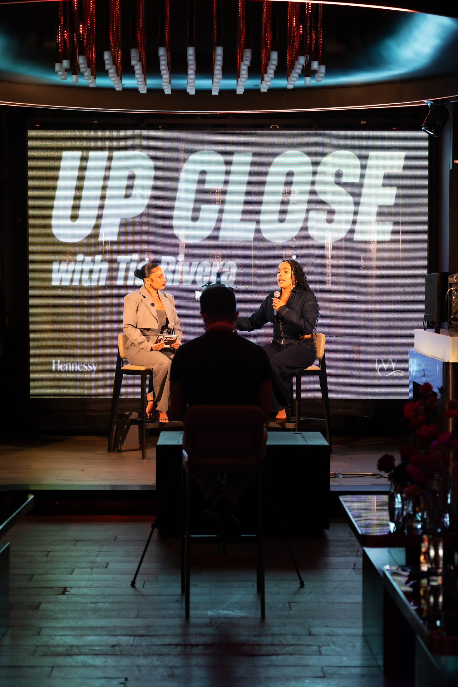 CloseUpWithTiaRivera-088.png