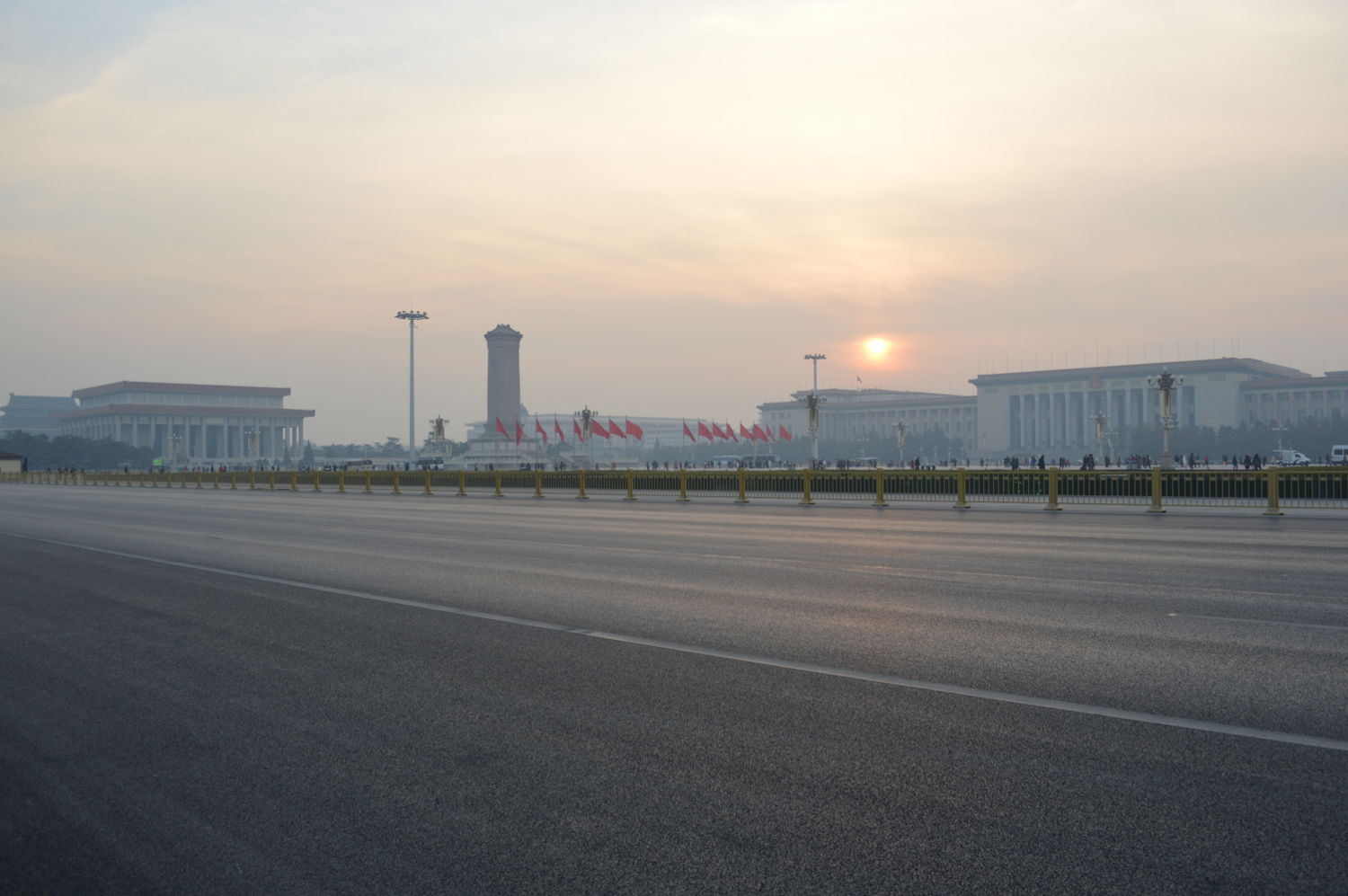 Empty_Streets_Tiananmen_Beijing.JPG