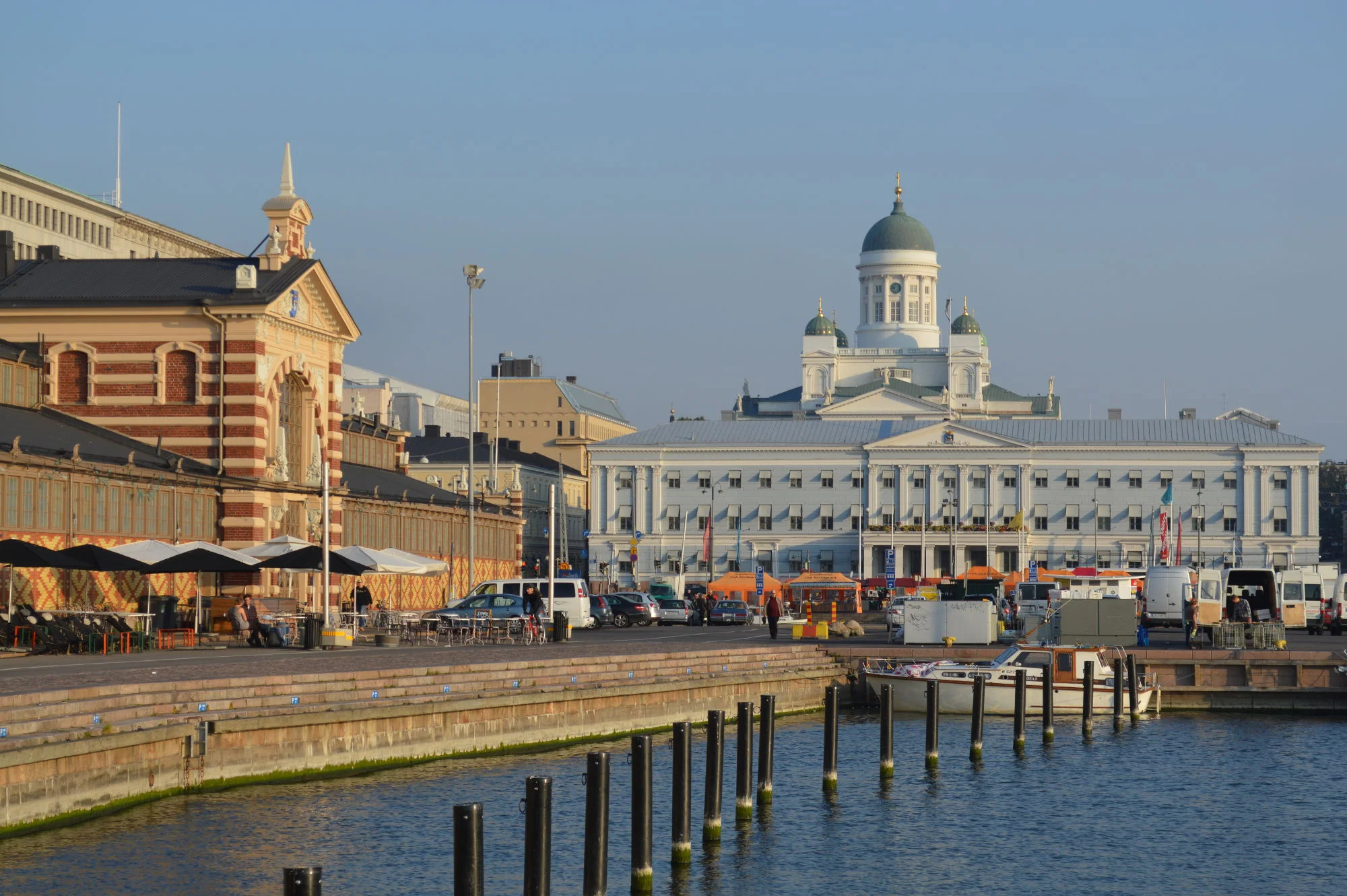 Helsinki_Cathedral_FromtheHarbor.JPG