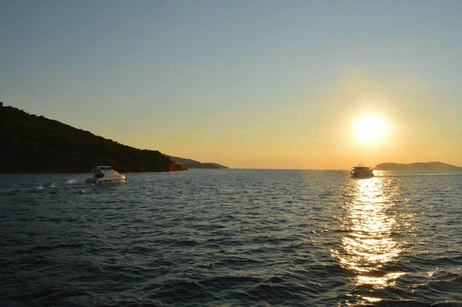 Sea of Marmara_Istanbul_PrincessIslands.JPG