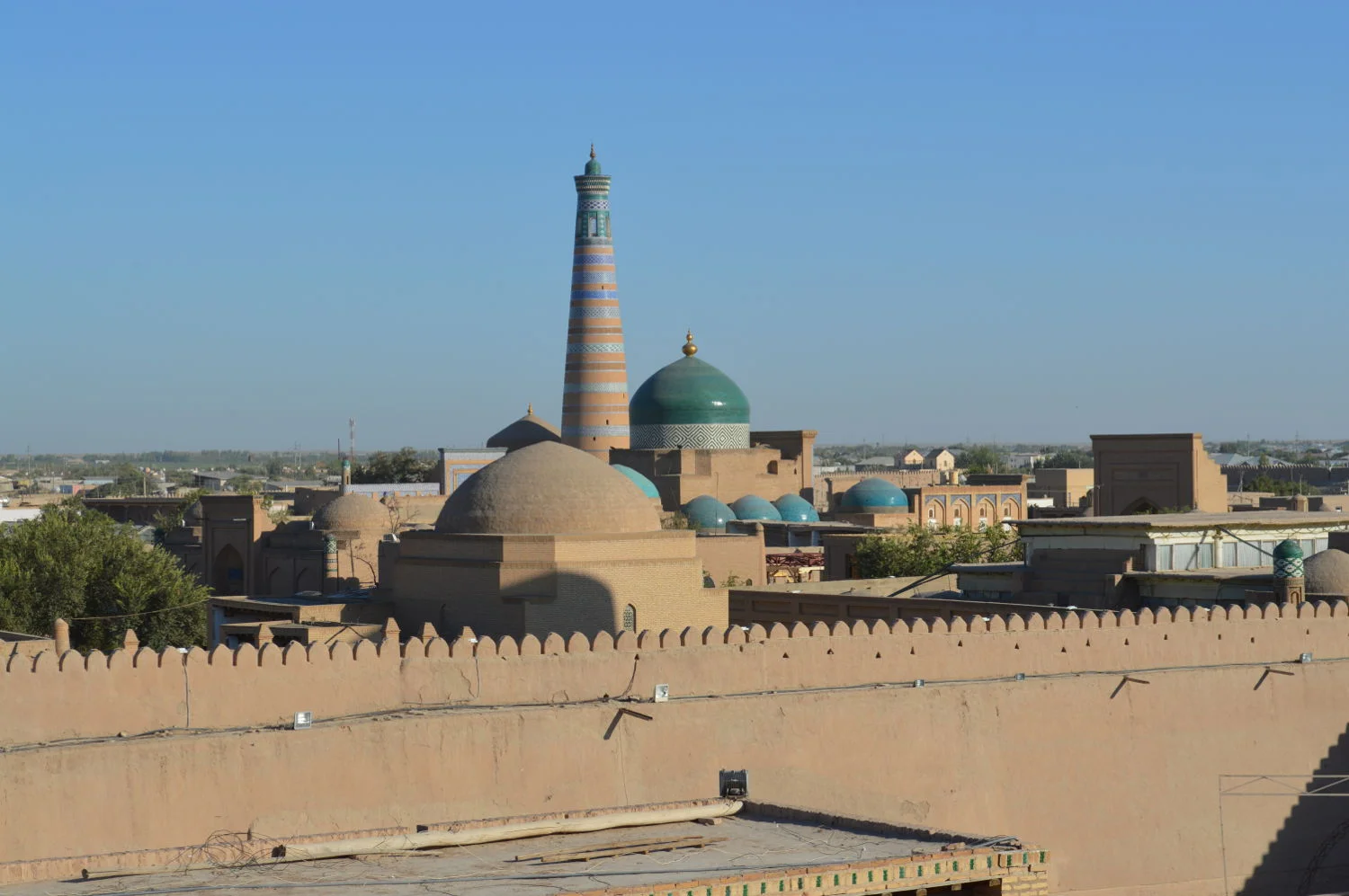 Overlooking_theCitadel_Khiva_Uzbekistan.JPG
