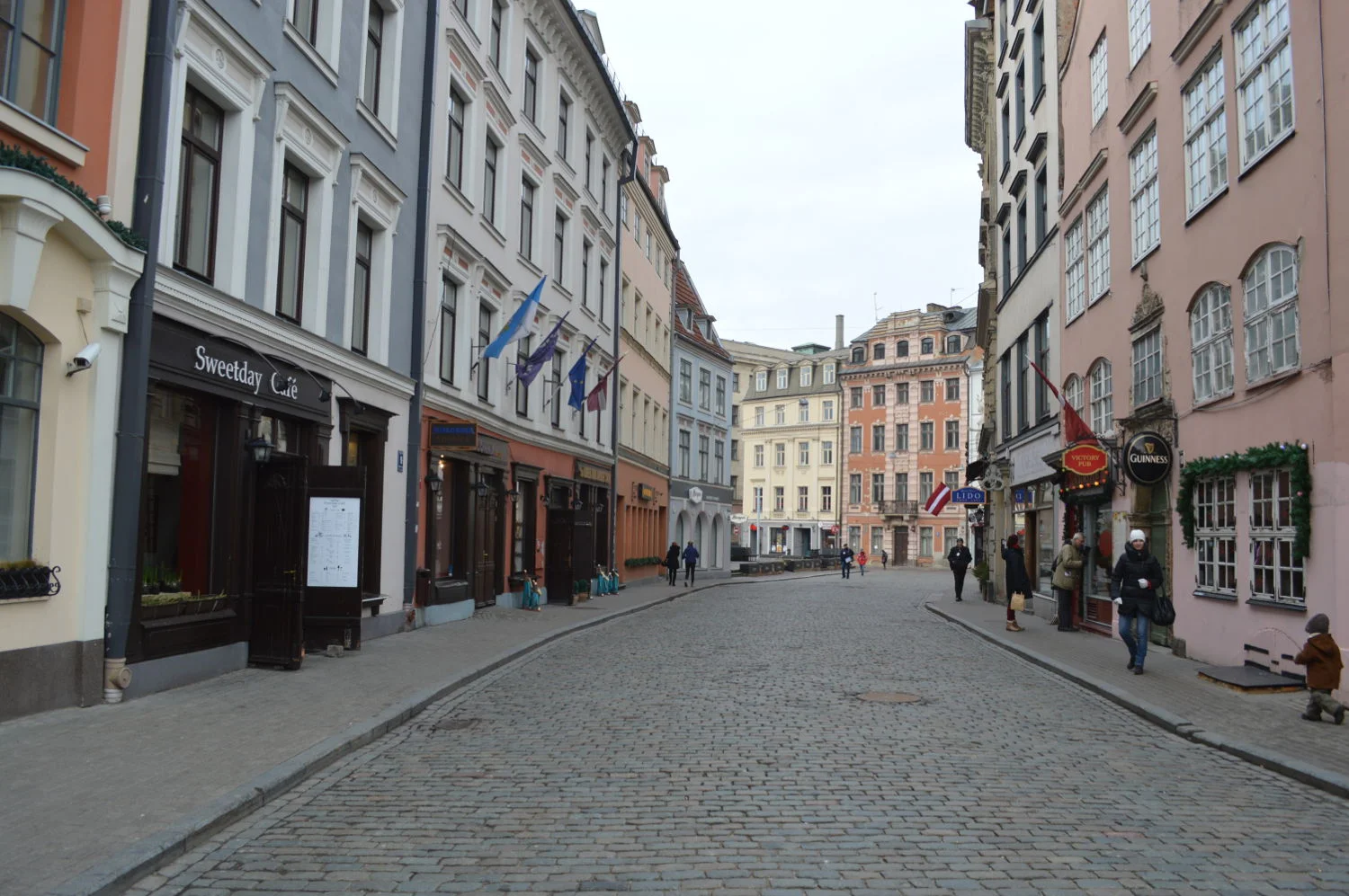 MorninginOldTownRiga_Latvia.JPG