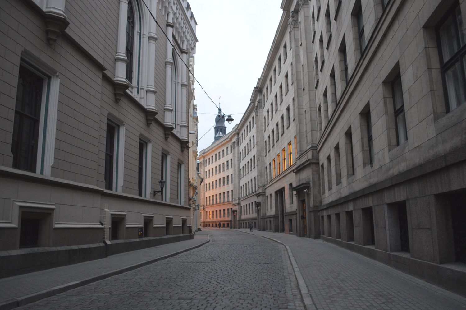 Nearly_Empty_Streets_Riga.JPG