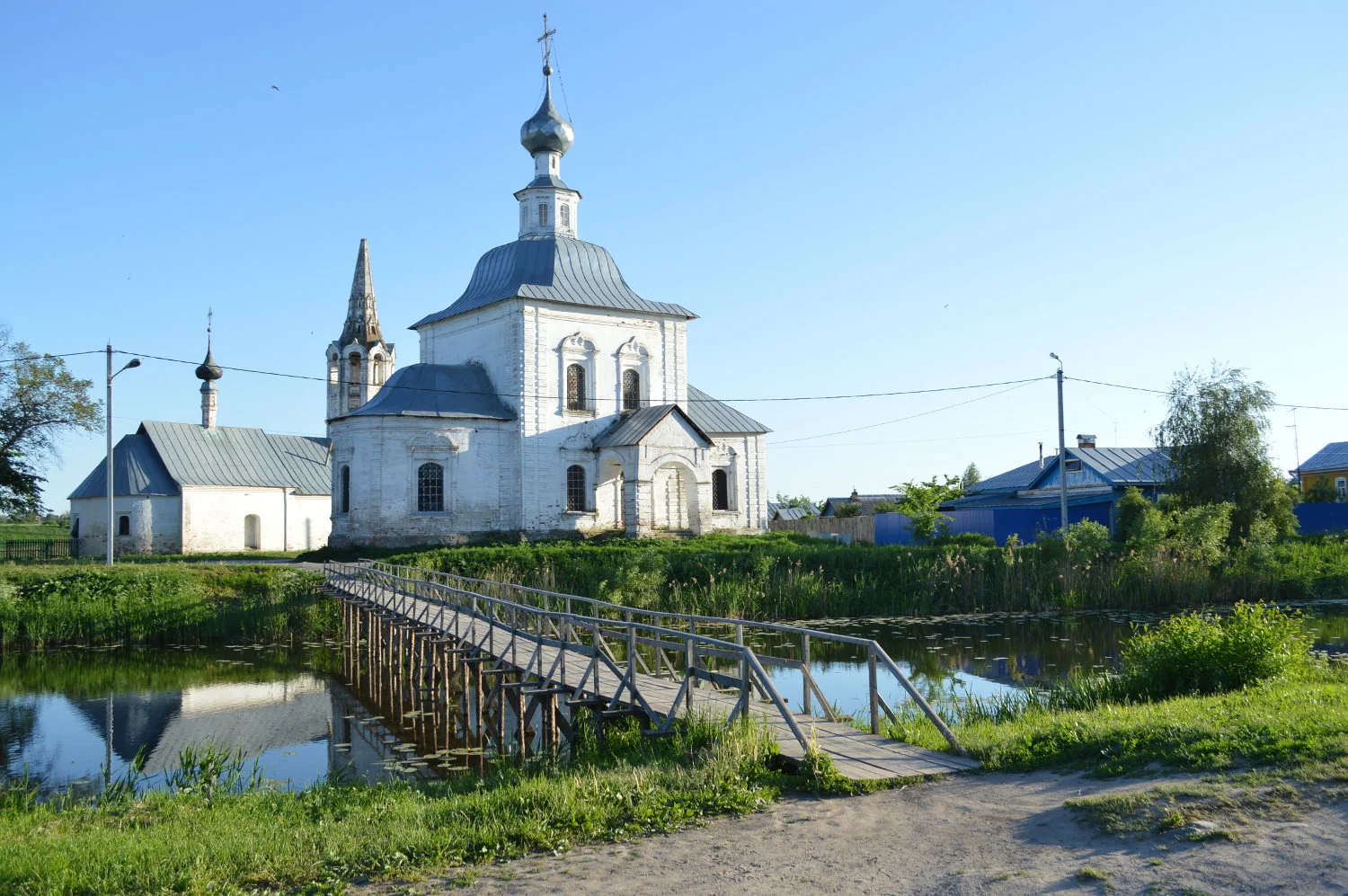 OldChurch_suzdal.JPG