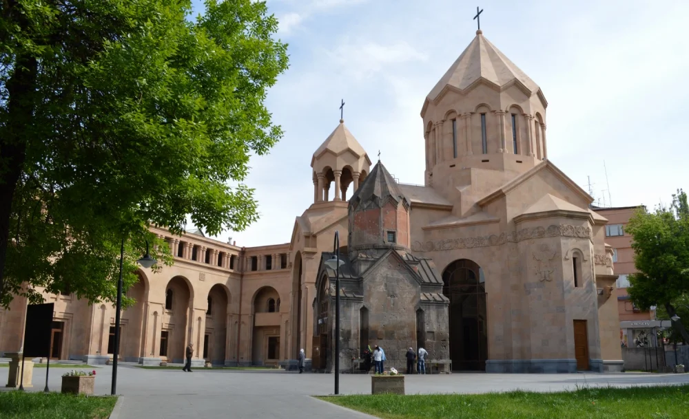 Oldest_Monastery_Yerevan.JPG