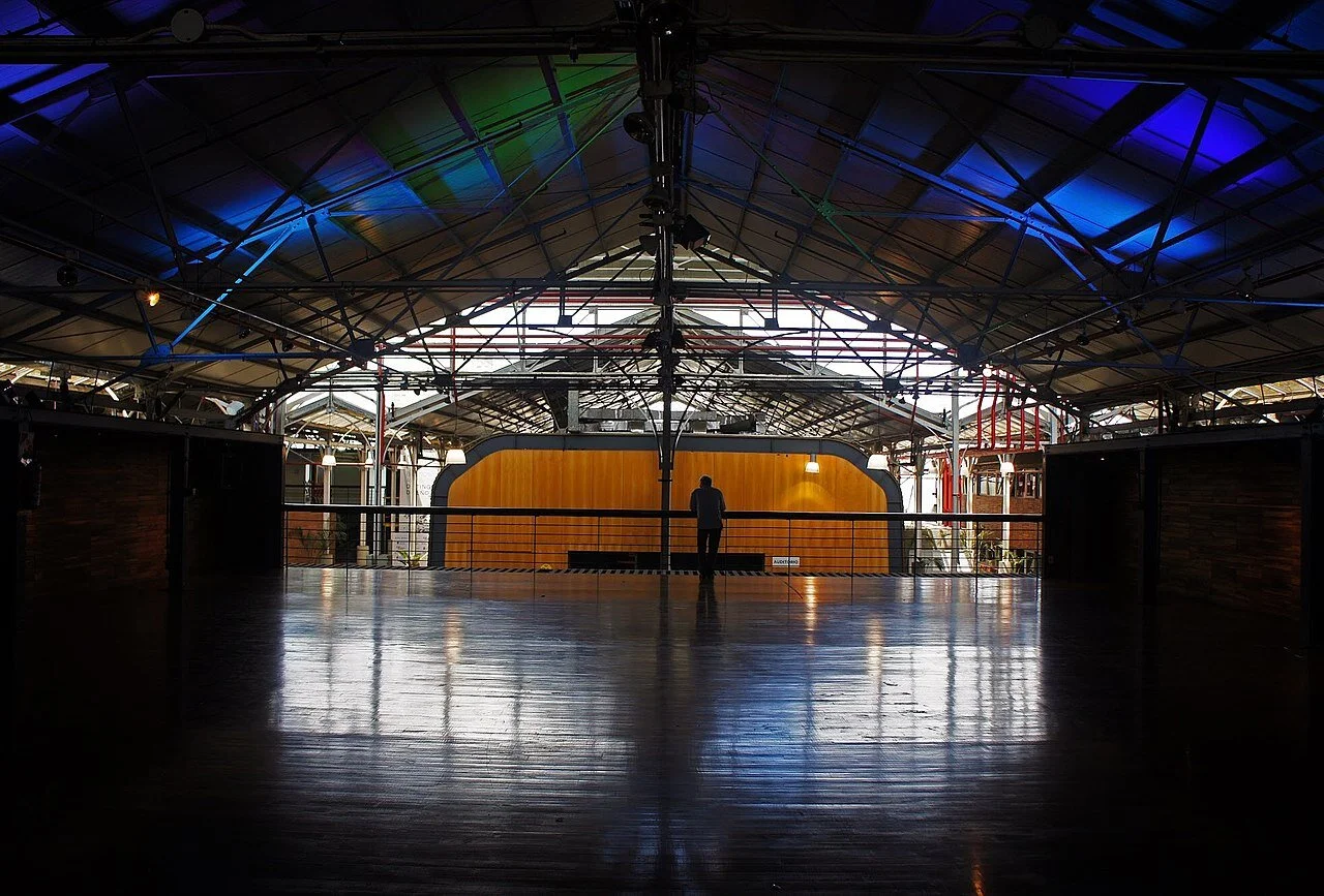 1280px-Ex_mercado_de_pescado_centro_metropolitano_de_diseño.jpg