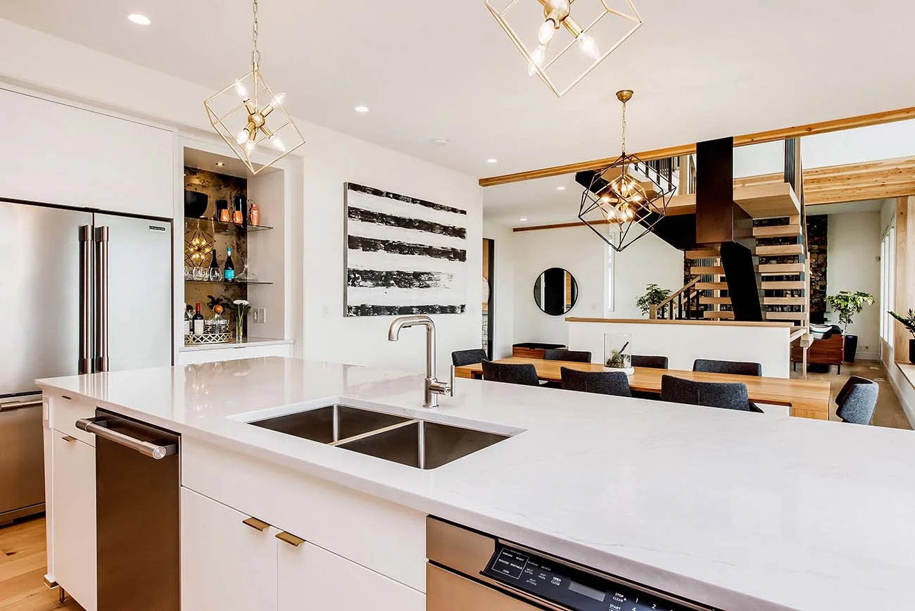 3-Kitchen 2.jpg