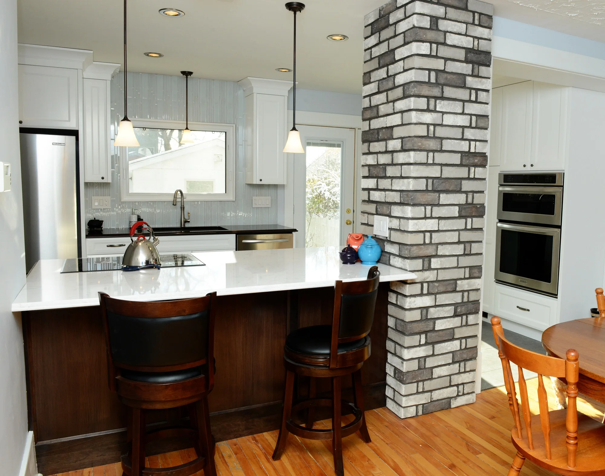 Kitchen Island 2.jpg