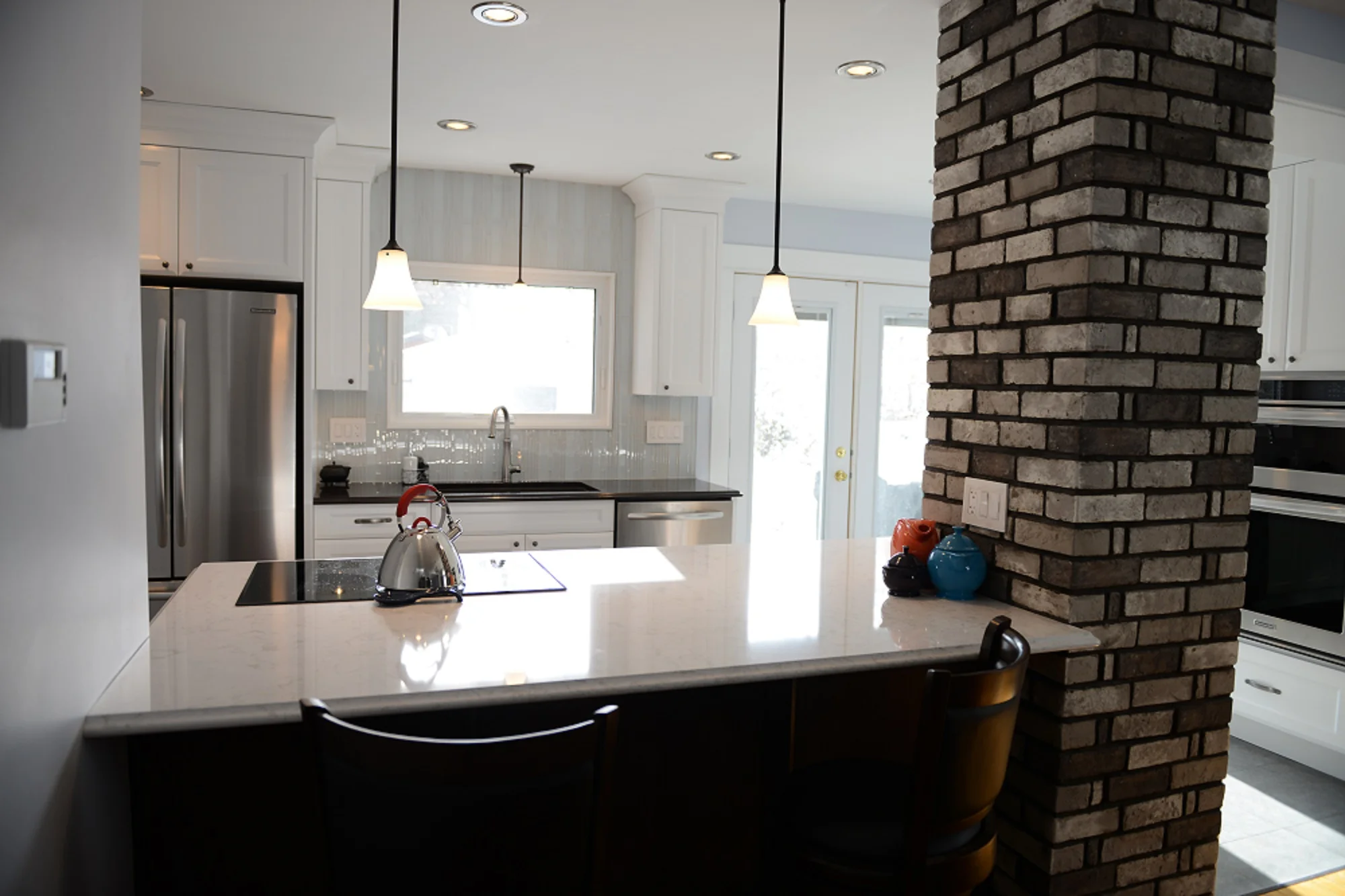 Kitchen island.jpg