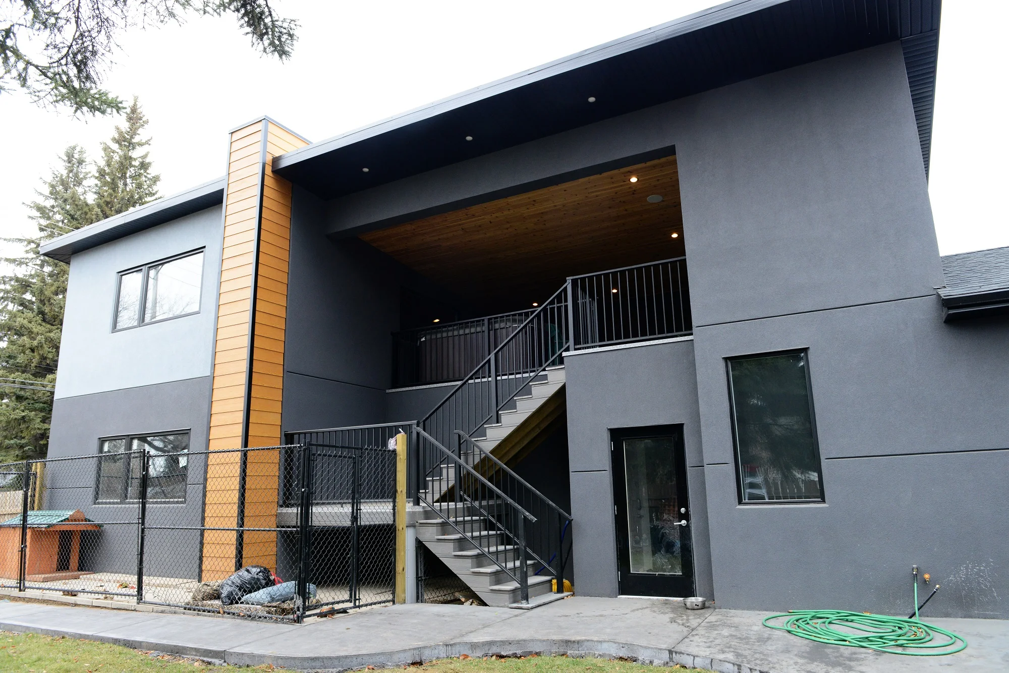 2430 Clarence garage and upper deck.jpg