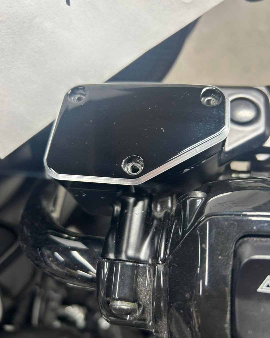 2024 Touring model master cylinder covers are ready to ship! #2024HarleyDavidson #harleytouring #harleytouringbike