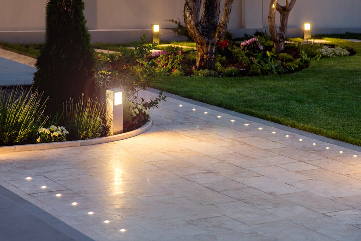 10 Single Pack White LED Deck Yard Garden Patio Landscape Outdoor Lights Voltage 