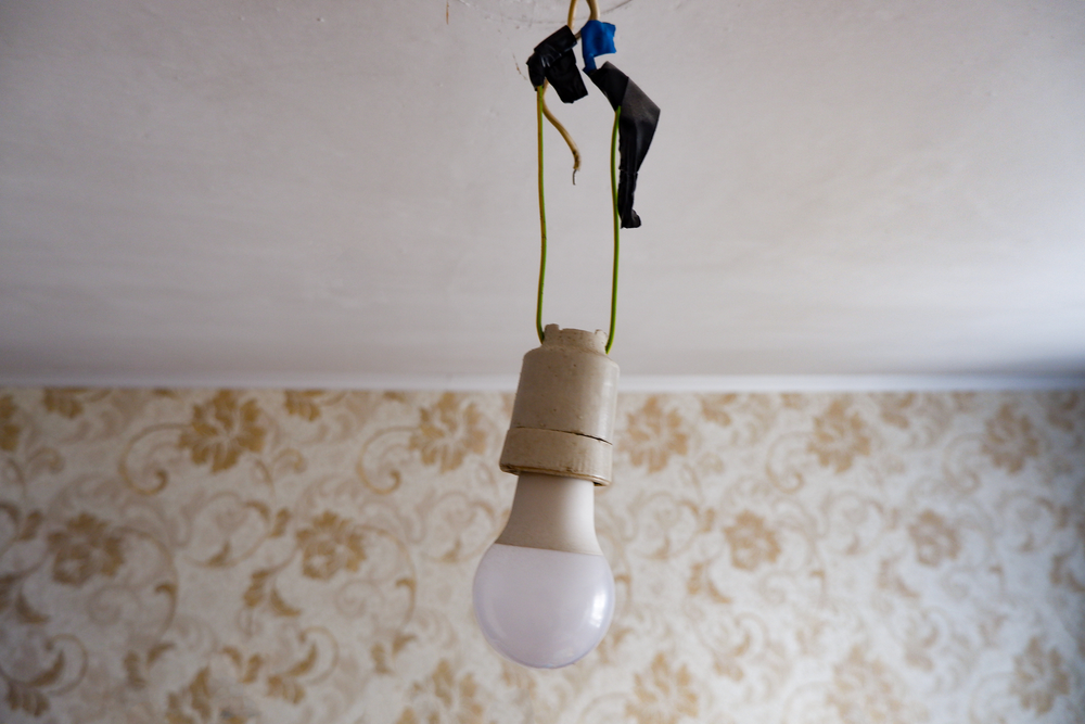 Why Do My Light Bulbs Keep Burning Out? — 1000Bulbs Blog