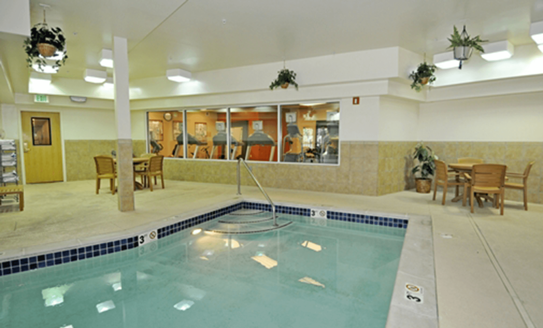  Homewood Suites indoor pool 