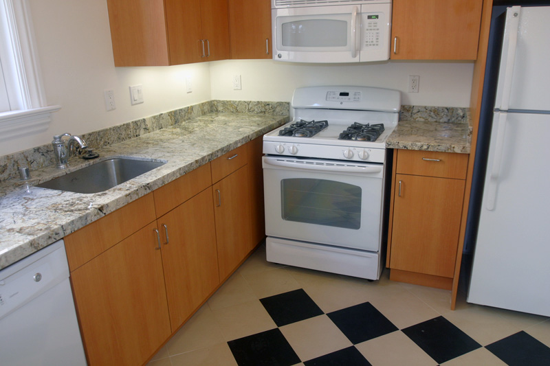 unit-#15-kitchen-after.jpg