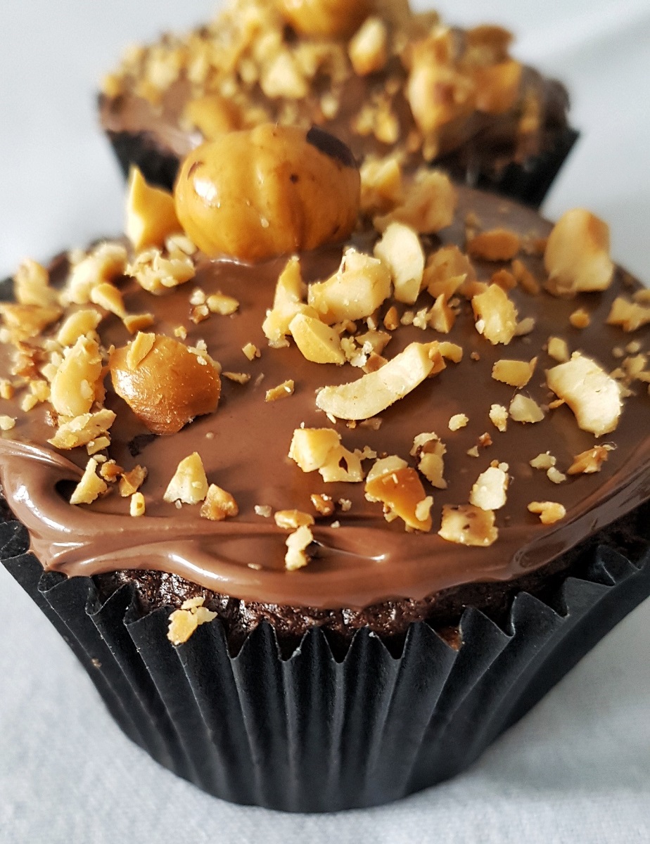 chocolate_nutella_cupcakes.jpeg