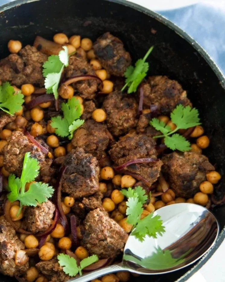 harissa spiced chickpeas and meatballs