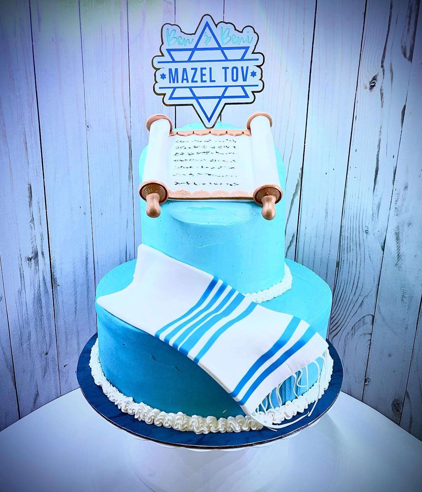 🕍 The Bar Mitzvah Cake 🕍
⠀⠀⠀⠀⠀⠀⠀⠀⠀
Mazel tov Ben &amp; Beni on your Bar Mitzvah!
⠀⠀⠀⠀⠀⠀⠀⠀⠀
| Chocolate layer cake with whipped chocolate  buttercream |
⠀⠀⠀⠀⠀⠀⠀⠀⠀
Custom cake topper created by me, with a little help from my @officialcricut
⠀⠀⠀⠀⠀⠀⠀⠀⠀