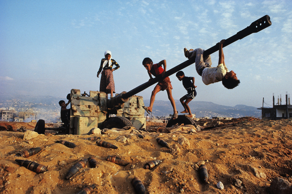 Children playing near Beirut, Steve McCurry, Lebanon, 1982