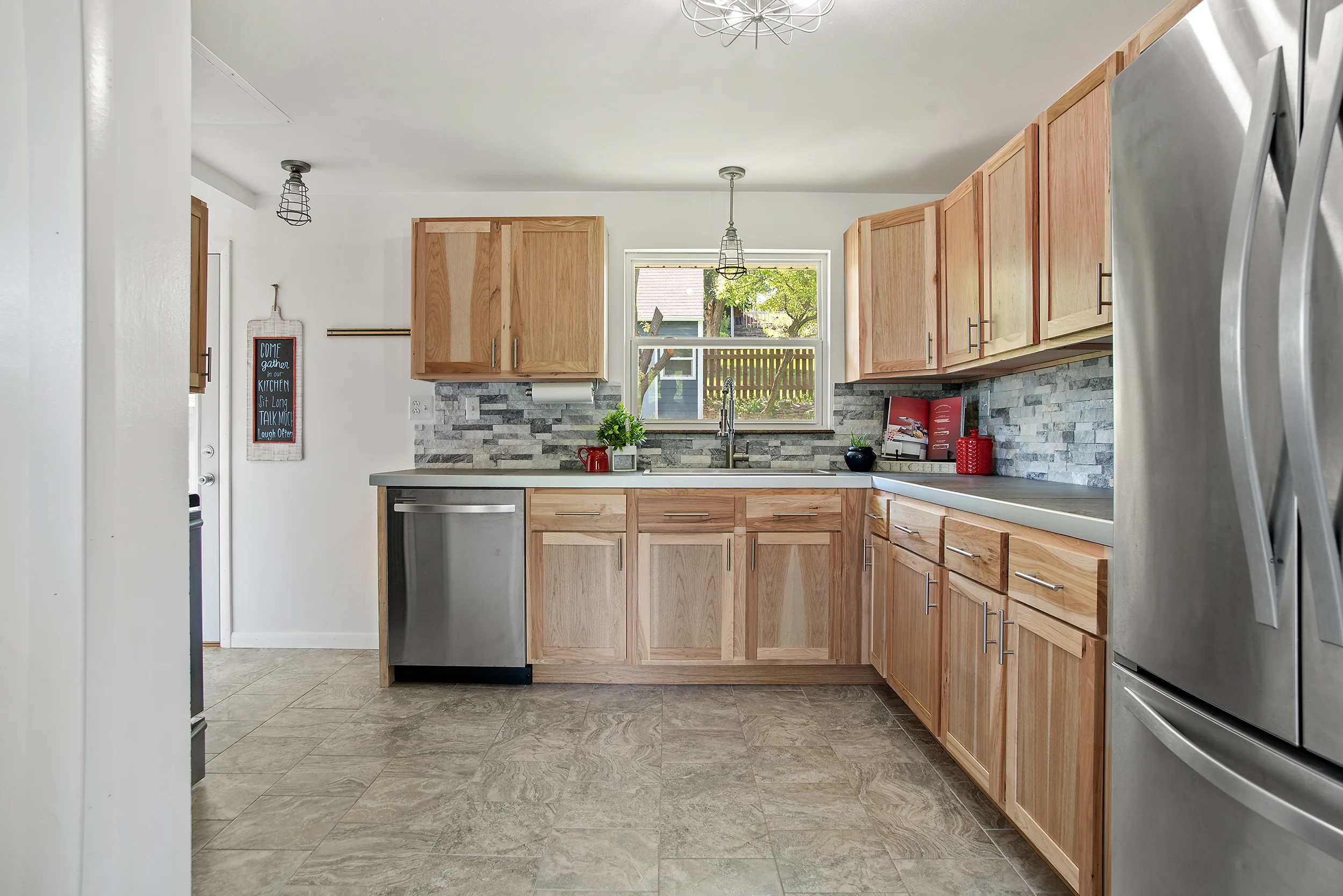 Red Dale Drive, Rapid City, SD