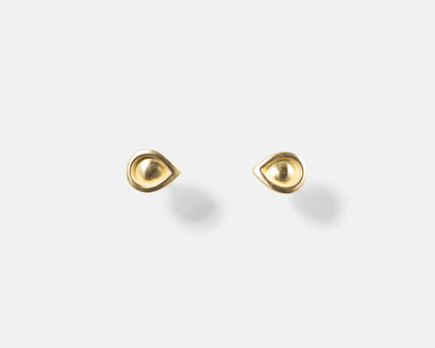 Tear Shield Studs B-9.jpg