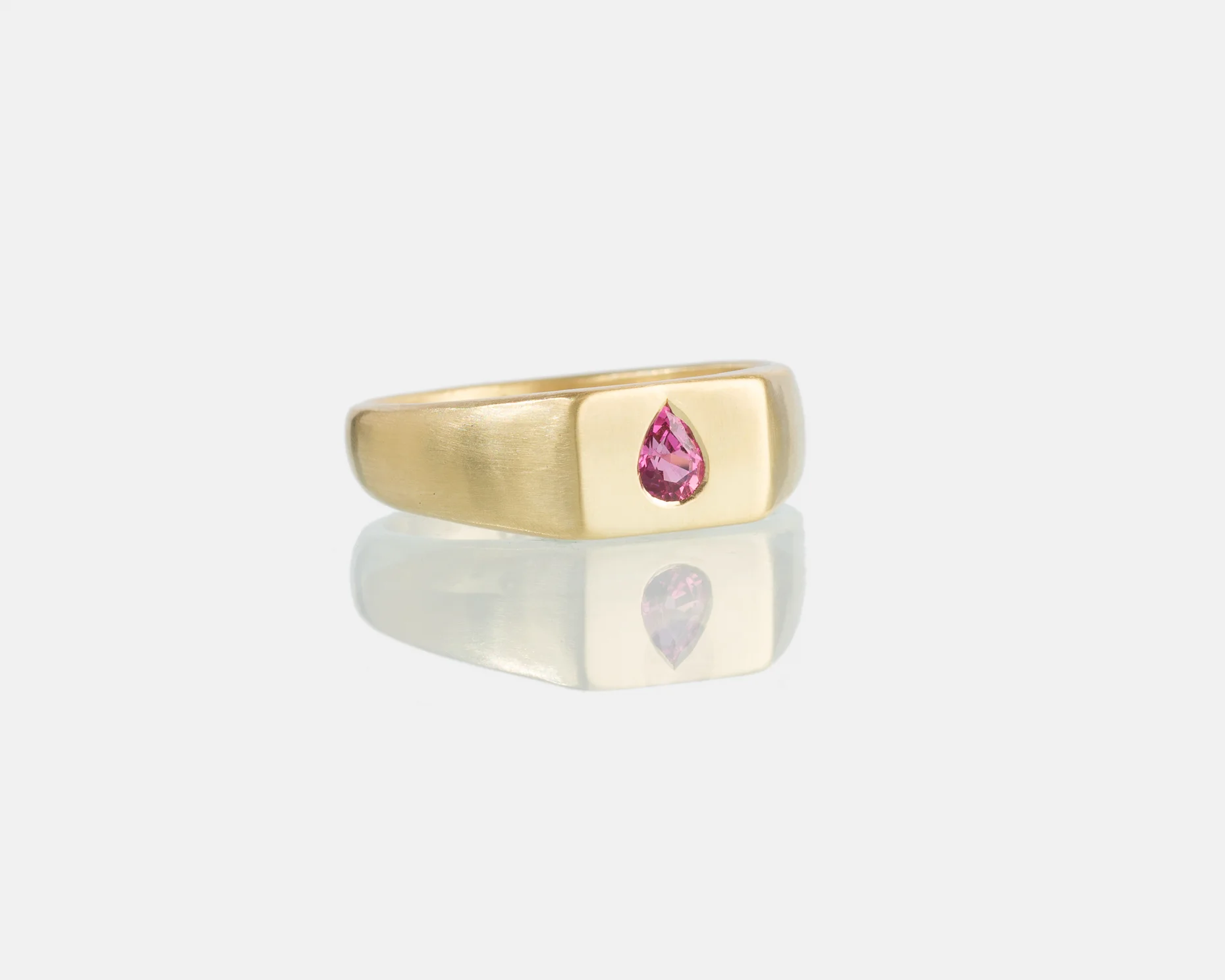 Mesa Ring w Pink Sapphire_3.jpg